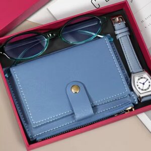 Chic Essentials Gift Set