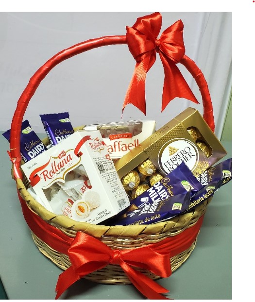 Sweet basket